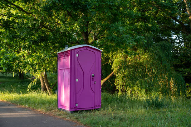 Best Portable restroom trailer rental  in Glendive, MT